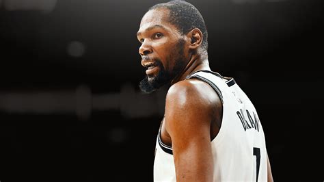 Kevin Durant Reveals What He Really Meant By "Roast" of Teammates