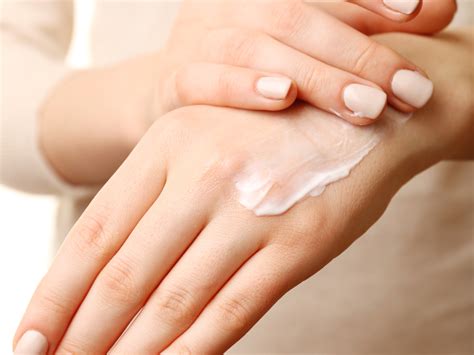 7 Easy Daily Habits to Naturally Manage and Prevent Eczema Flare-Ups ...