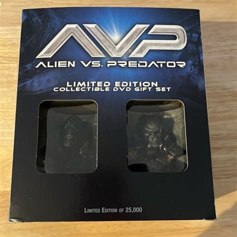 Image result for Alien vs Preditor Box Set