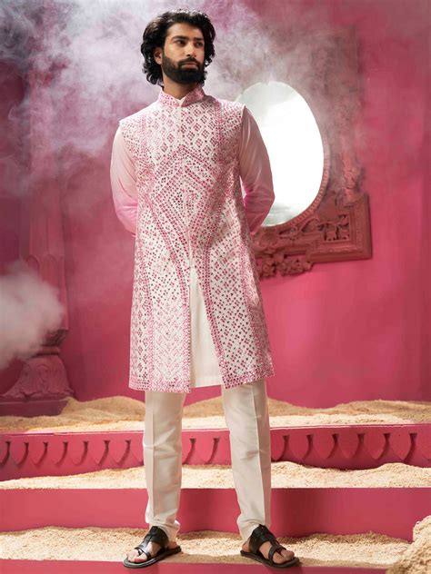 Buy Ivory And Pink Indo-Western Kurta Set – KORANM