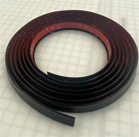 Amazon.com: Trim-Gard 1-1/8" L Style Door Edge Molding (Black) : Automotive