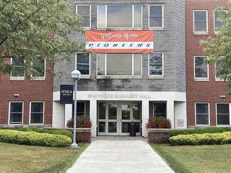 Utica University Popular Programs & Fees 2025