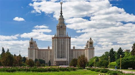 2021莫斯科大学游玩攻略,莫大的主楼建造在 莫斯科 地...【去哪儿攻略】