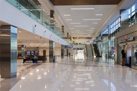 Lafayette Regional Airport | Gordon Inc