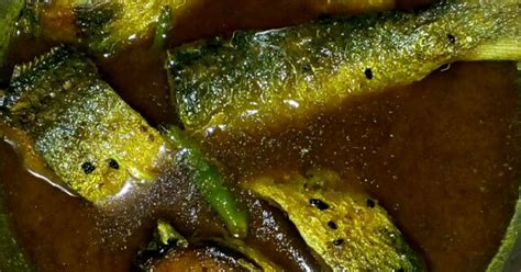 Hilsa In Mustard Gravy Recipe by Tanima Sarkhel - Cookpad
