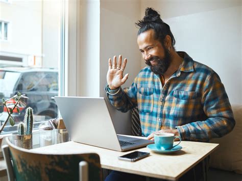 Strategies to Build a Strong Company Culture in Hybrid Work