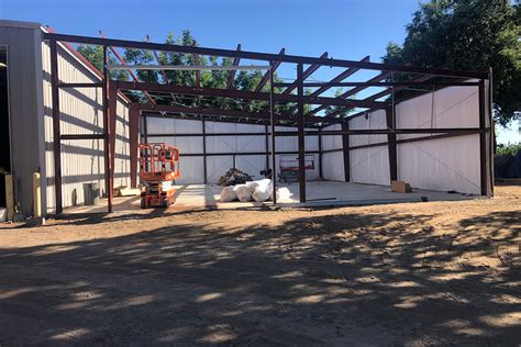 Open Front Building 的图像结果