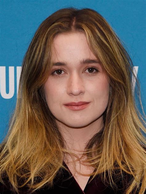 Alice Englert 2022