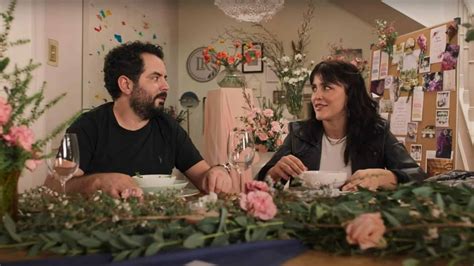 Tráiler, dónde ver y todo sobre Mesa de regalos - Paloma & Nacho