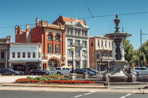 Country Town 的图像结果