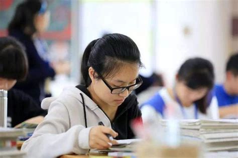 欧美快乐教育？大家别羡慕了，中国高考才是最公平的！|欧美|高考|学校_新浪新闻