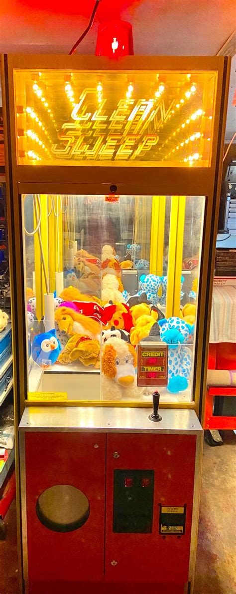 Clean Sweep Claw Machine 的图像结果