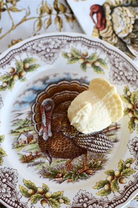 Turkey-Shaped Butter for Your Thanksgiving Feast – Home is Where the ...