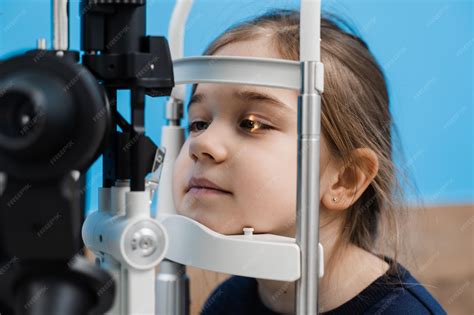 Ophthalmologist Pediatric