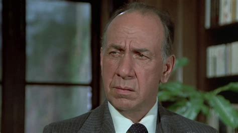 Watch Columbo Season 3, Episode 6: Mind Over Mayhem | Peacock