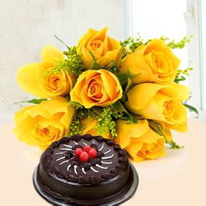 Flowers with Cakes Online | Flowers and Cake Delivery | Giftalove