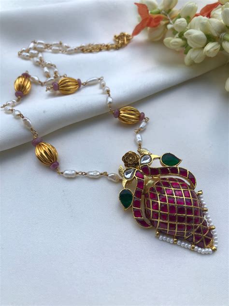 Vintage style ruby & green Dholki pendant with beads mala | House of ...