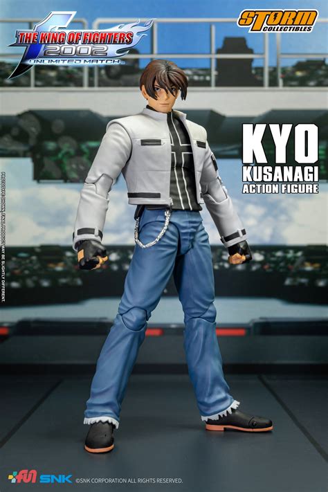 King of Fighters 2002 - Kyo Kusanagi Figure by Storm Collectibles - The ...