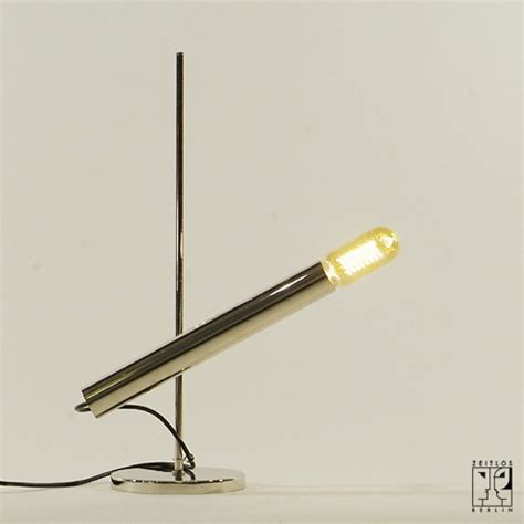 Turn- and height-adjustable table lamp in Bauhaus design - ZEITLOS – BERLIN