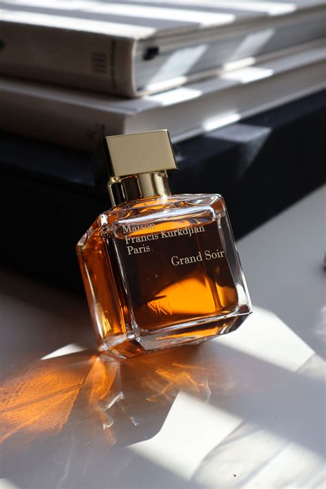 A gorgeous woody amber Eau de Parfum in 2025 | Perfume collection ...