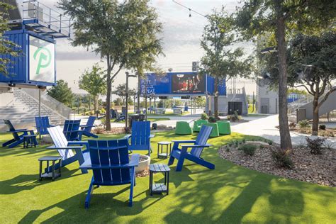 Popstroke at the Pitch: Austin Hospitality Architecture - Mark Odom Studio