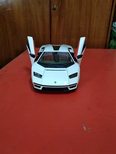 Maisto - 1/18 Scale Model Compatible with Lamborghini Countach LPI 800 ...