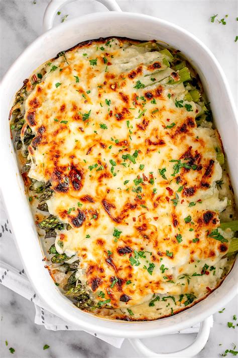 Cheesy Asparagus Casserole Recipe — Eatwell101