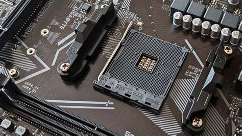 How to Find Motherboard 的图像结果
