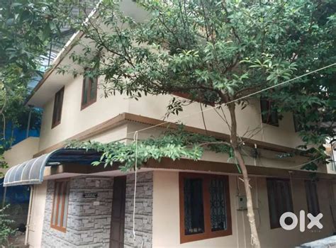 2 bhk house upstair for rent at vazhakala, kochi - For Rent: Houses ...
