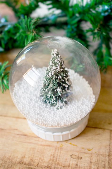 Christmas Diy Snow Globes at Jennifer Buffum blog