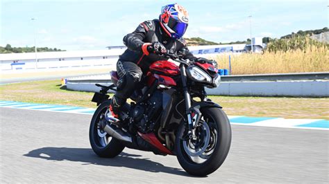 2023 Street Triple RS review - Not just a track tool - Overdrive