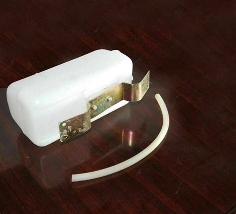 Buy Coolant Bottle Radiator Overflow Tank Reservoir For Suzuki Samurai ...