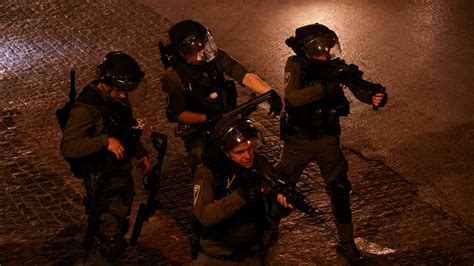 Israeli Police Raid Jerusalem Mosque; Brief Flare-Up With Gaza Follows ...