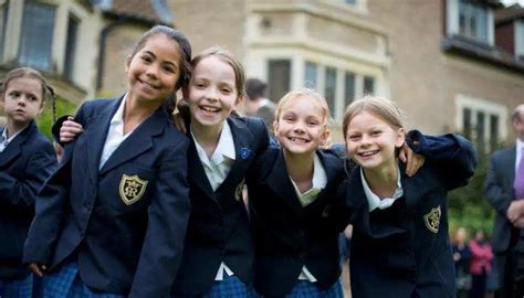 英国顶级女校NO.1的St Paul’s Girls’School的预备学校有哪些？ - 知乎