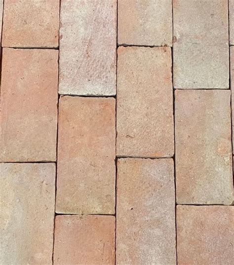 Saint Martin Pale Terracotta Brick Tiles 12 x 24 x 2cm – Baked Earth