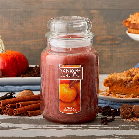 Yankee Candle Spiced Pumpkin Scented, Classic 22oz Large Jar Single ...