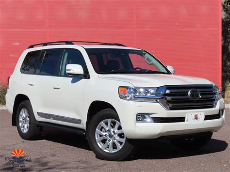 2016 Toyota Land Cruiser | Canyon State Classics