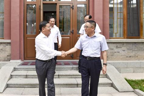 中建八局总经理、党委副书记李永明赴济南短期工作