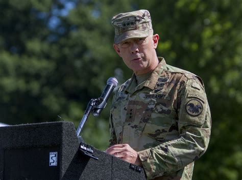 Largest military police command bids farewell to commanding general ...