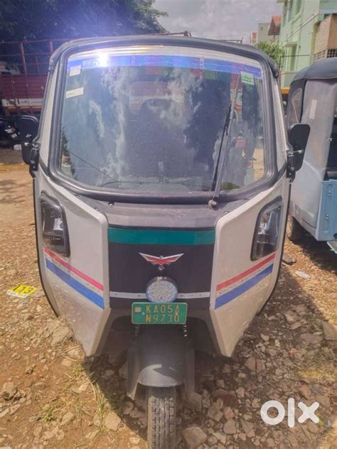 MONTRA-ePV 2.0-PV-186 - Commercial & Other Vehicles - 1796209002