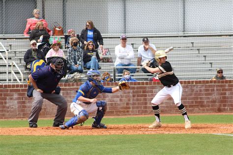 Varsity Baseball