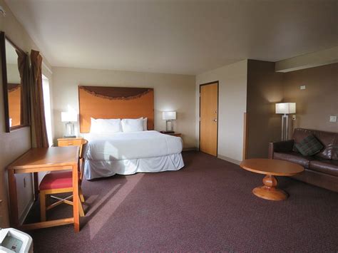 PACIFIC SUNRISE INN & SUITES (Ocean Shores) - Hotel Reviews, Photos ...