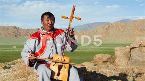 Mongolian Throat Singing Mongolian Metal With The Hu The Vagabond