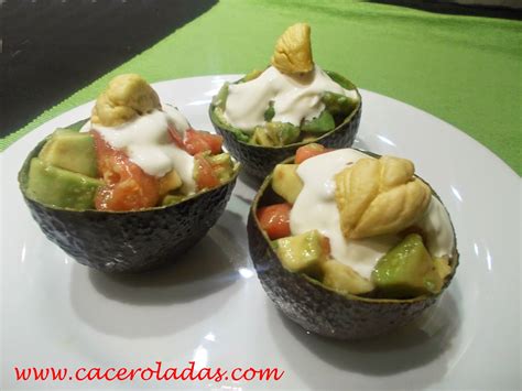 Ensalada de aguacates con castañas | Caceroladas