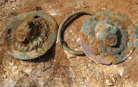 2000-Year-Old Ancient Roman Lion-Head Coffin Handles Found in Southern Israel | Ancientist