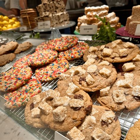 The Cookie Bar at Summer House on the Lake Disney Springs