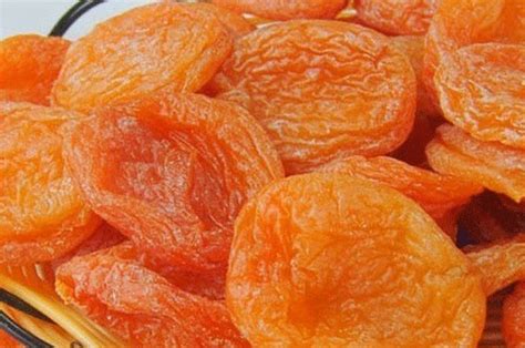 新疆吊干杏的杏仁可以吃吗,传说中的新疆吊干杏_食养源