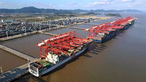 宁波舟山港打造世界一流强港新标杆