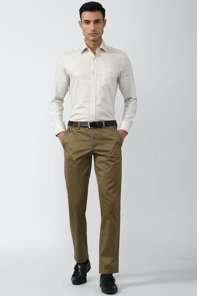 Buy Men Brown Solid Slim Fit Trousers Online - 812039 | Van Heusen
