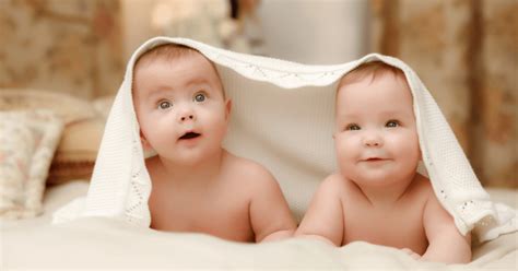 Twin Babies: Care Tips in 3 Quick Questions - Bebek.com